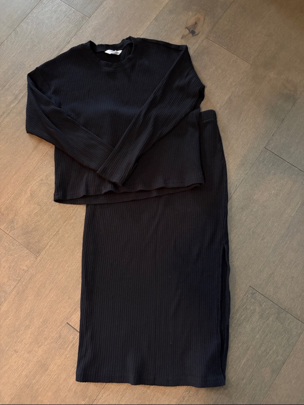 Time and Tru Black Ribbed Two-Piece Skirt Set